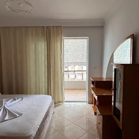 Cosy Apartment Sarande
